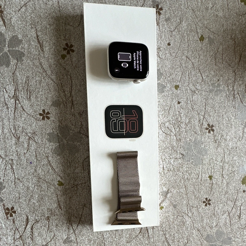 Apple Watch SE (3rd generation), foto 1 di 4