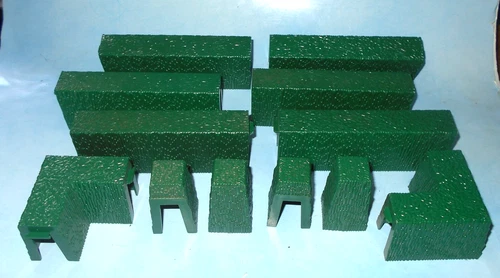 Vintage 1950s Marx Doll House Play Set Hard Plastic Hedge Set