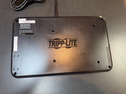 Tripp Lite SMART1500LCD USV - mit Rack Ears - 1500VA - 120V - 8 Ausgänge - getestet 👍 - Bild 3 von 18