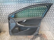 Porte avant et accessoires Volvo V40