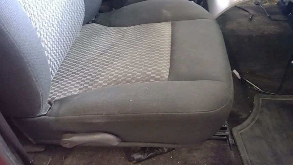 Passenger Front Seat Bucket And Bench Split Seat Fits 06-12 CANYON 5056936 - Image 2 of 4