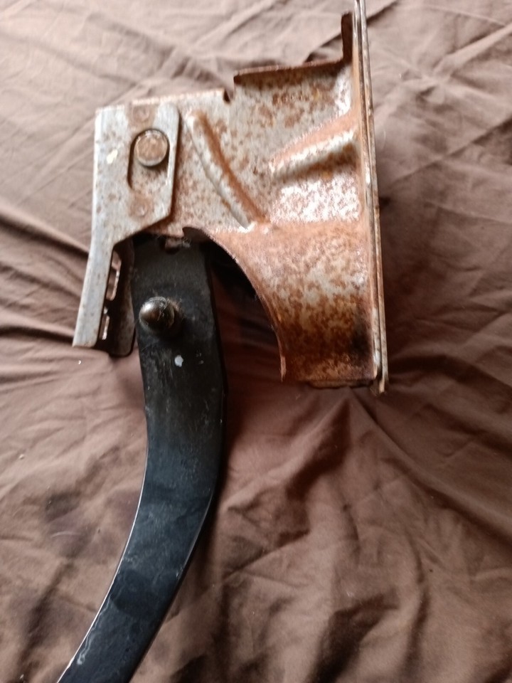 2014 JEEP PATRIOT 2.4L 4WD BRAKE STOP PEDAL WITH BRACKET OEM eBay