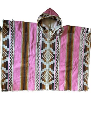 Amerinkas Native Art Wild Rose Poncho Lamb's Wool Gorgeous Handmade In Ecuador