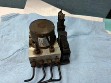 2010 Ford F150 4x4 ABS Anti-Lock Brake Pump Module Assembly