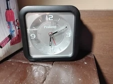 Super Nice Small Peakeep Alarm Clock With Light 