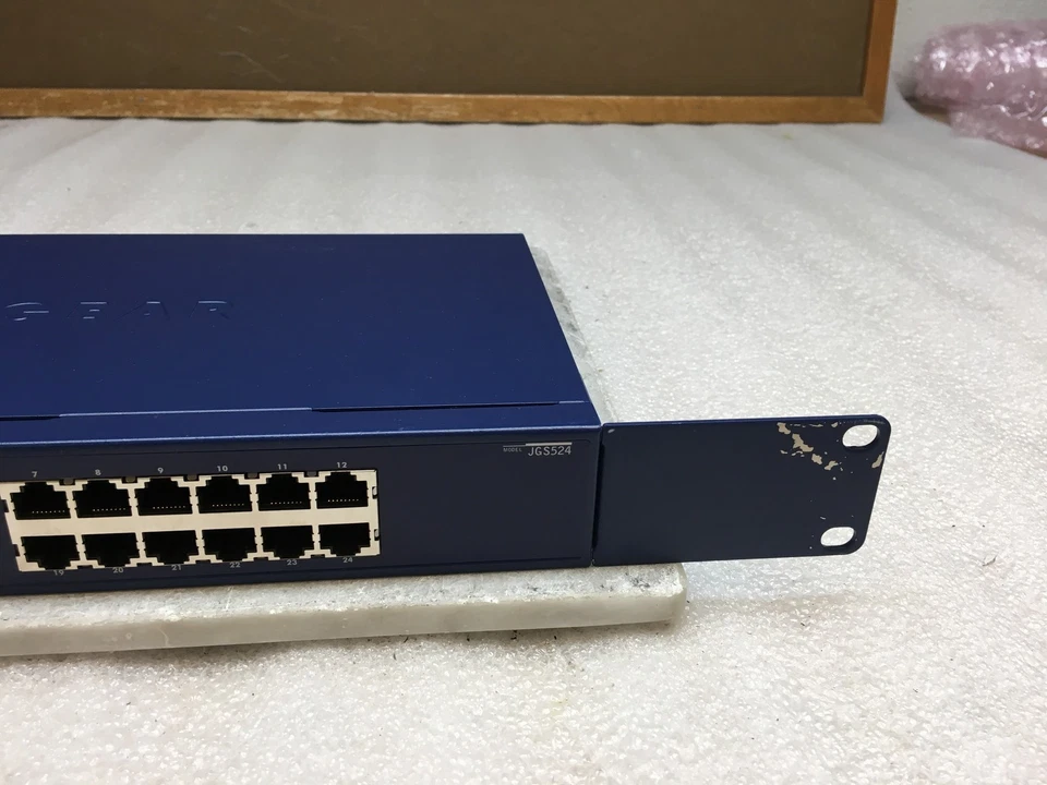 Netgear ProSafe JGS524 v2 24-Port Gigabit Unmanaged Switch w/ Rack Ears - Image 3 of 4