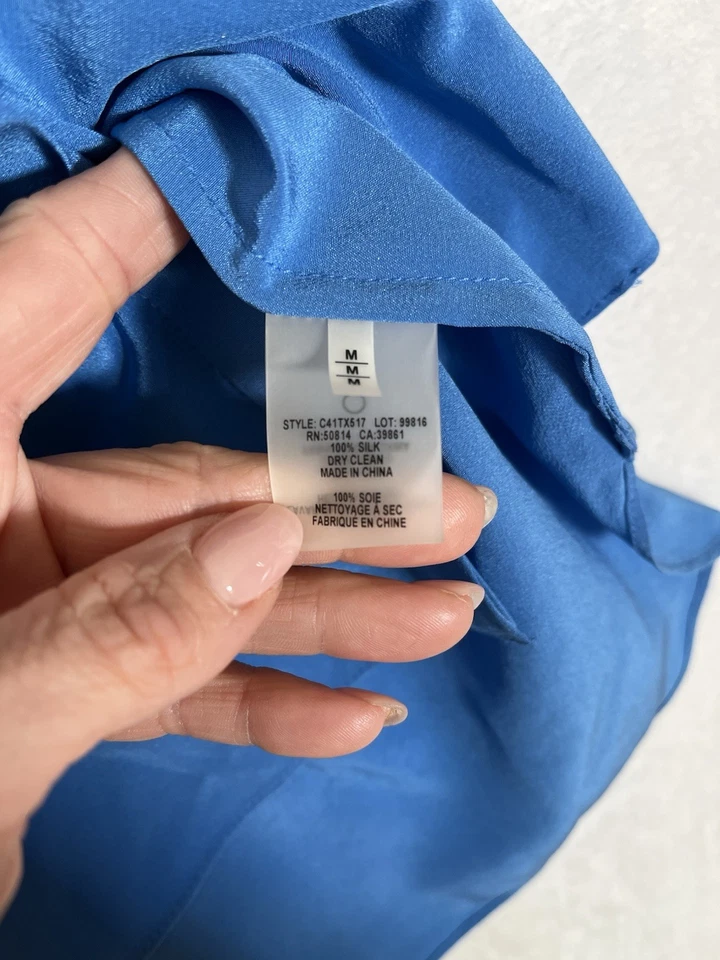 Blusa Elie Tahari l L Diseñador Seda Satén Reunida Cuello en V Alto Bajo Carrera Concha Foto 4 de 4