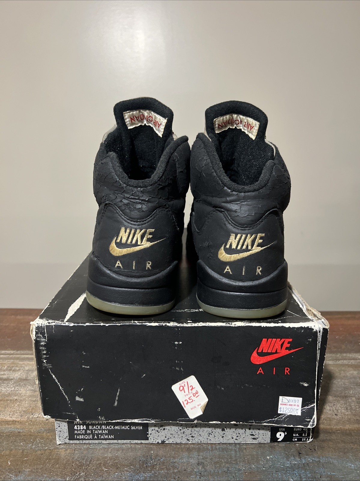 Nike Air Jordan 5 1990 Black Metallic Original🦄 Size 9.5 Vintage Sneakers Rare image 4
