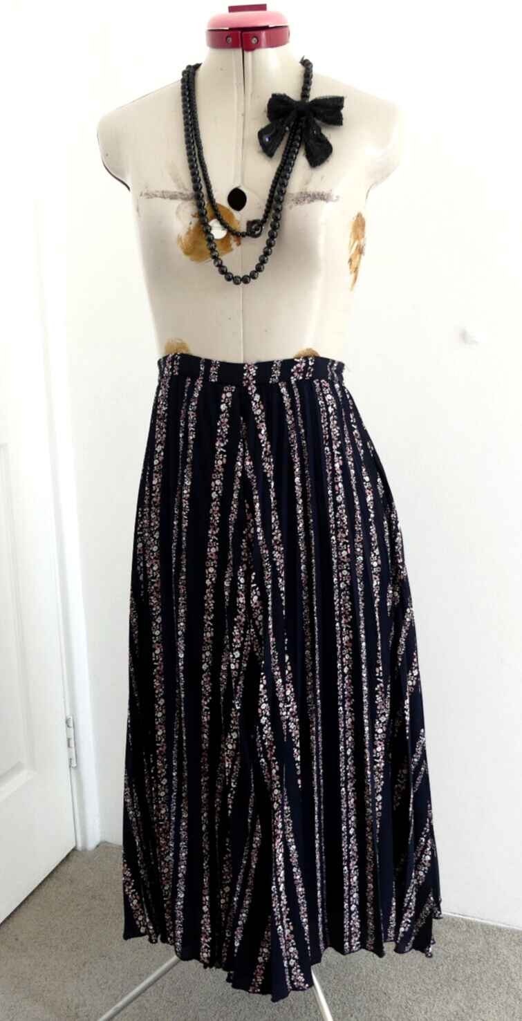 TOKITO Navy Blue Floral Stripe Pleated Boho Skirt Size AU 10 BNWOT