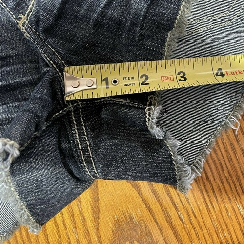 Women's Denim Lace Shorts Size 9 Booty Cutoff Crochet Distressed Daisy Duke - Picture 6 of 6