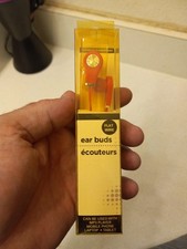 In-Ear EAR BUDS Earphones Flat Cord Headphones 40 in Cord 1 PAIR Red NEW