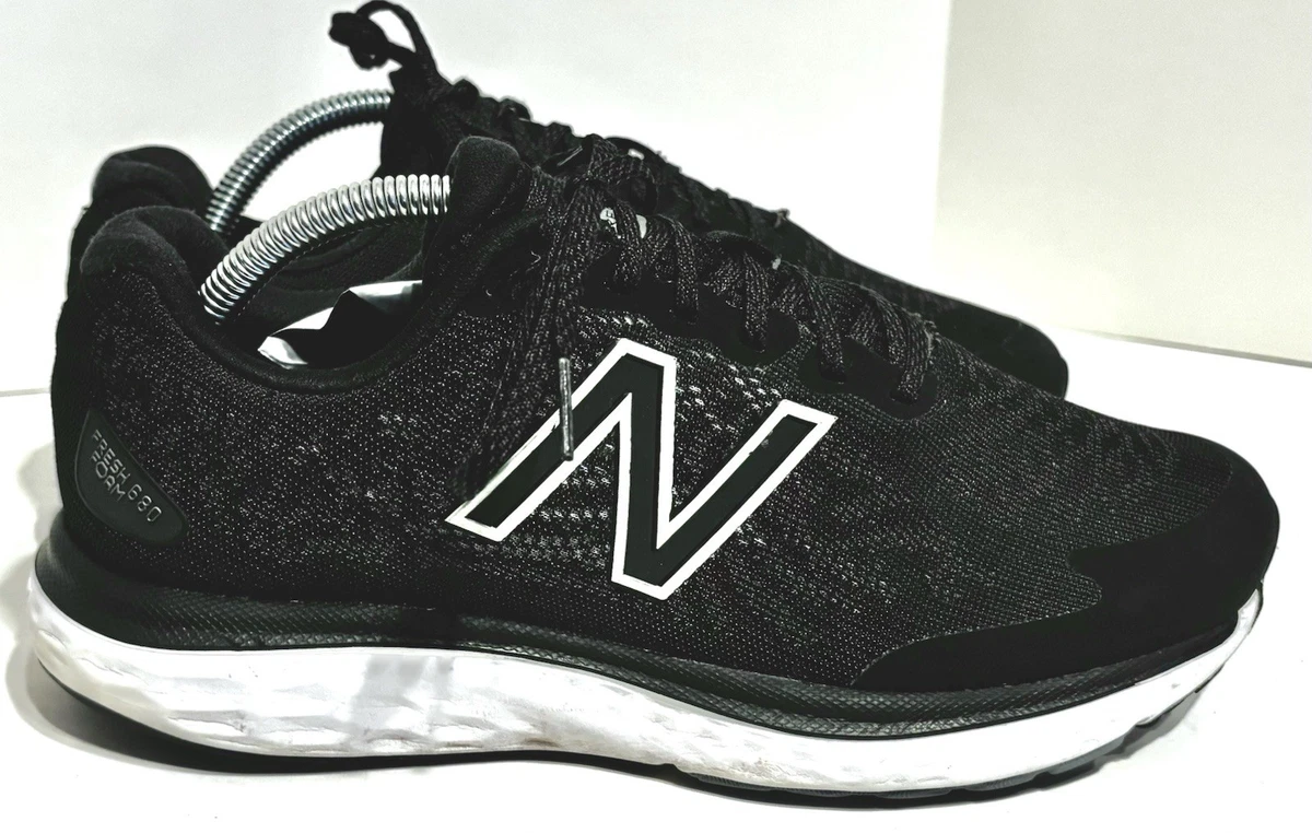 Preços baixos em New Balance Fresh Foam 680v7 Black Star 