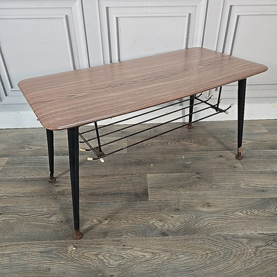 Mid Century Couchtisch - Melaminplatte Dansette Beine Vintage Atomic Style Retro