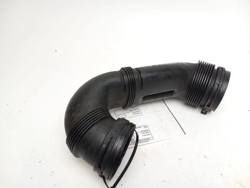 2007 AUDI Q7 AIR INTAKE TUBE - Image 4 of 4