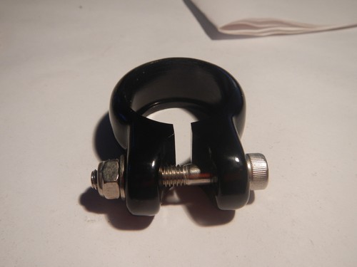 Aluminum seatpost clamp - 31.8mm black, with metric stainless 6 mm bolt/nut - Picture 3 of 6