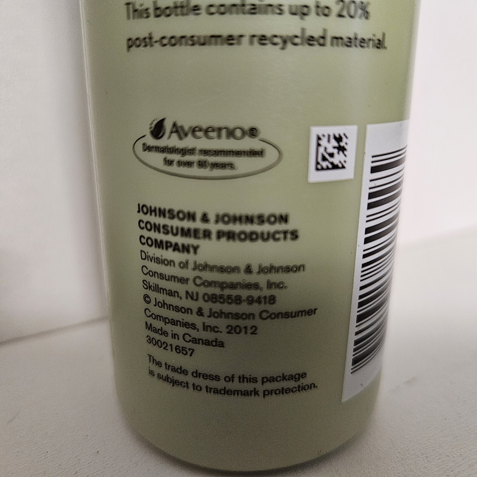 Aveeno Sulfate Free Active Naturals Pure Renewal Shampoo 311ml Fast Shipping