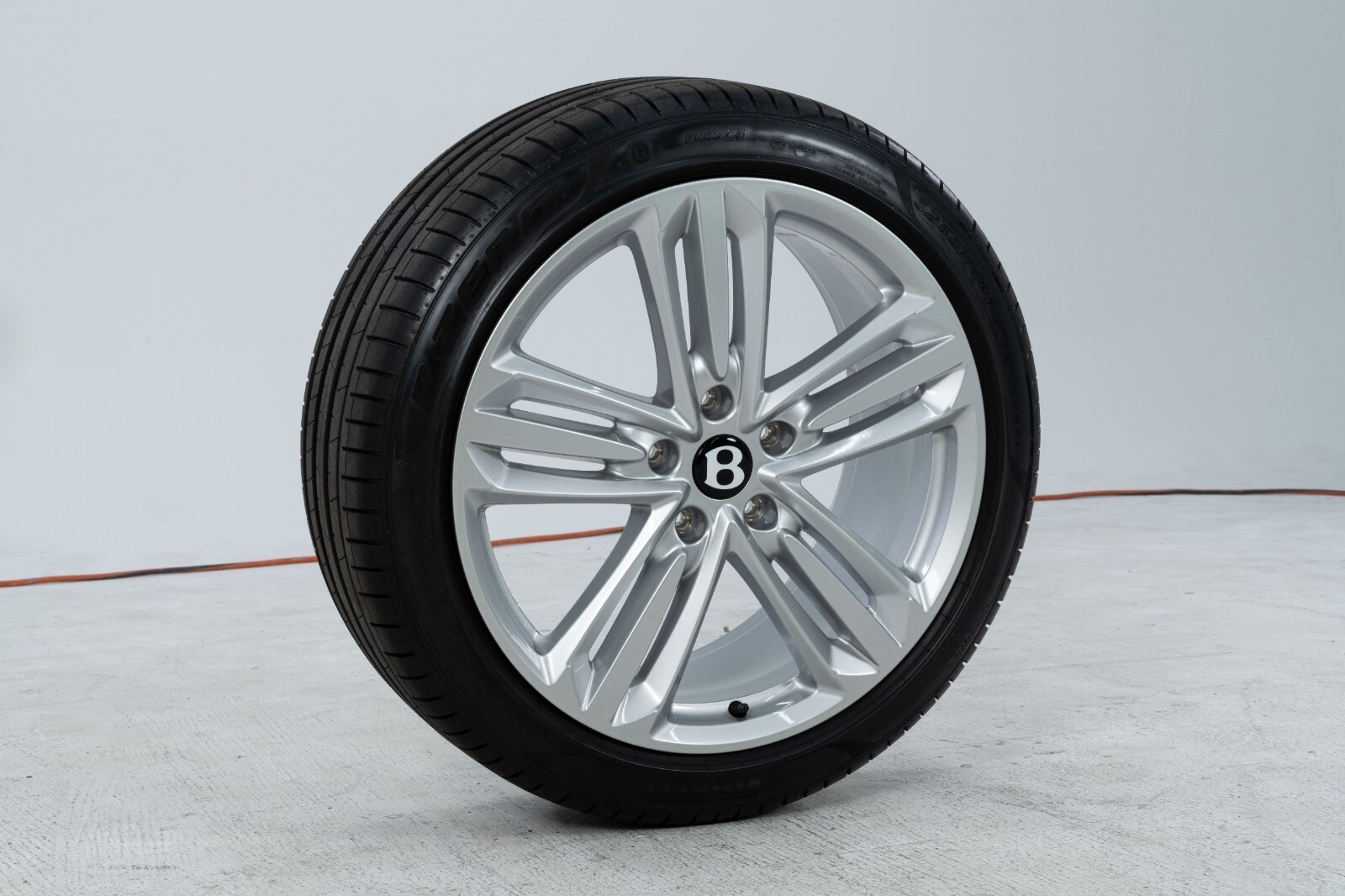 OEM Bentley Rims Flying Spur Continental GT GTC 21 Inch Wheels and Tires !!!