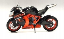 Diecast Model Motorbike 1:10 Scale Collectible Toy