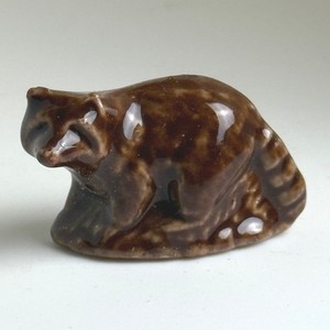 Vintage Wade Whimsies Raccoon Figurine Red Rose Tea Animal Series #2