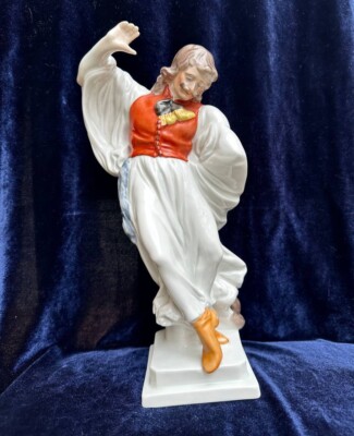 Vintage Hungarian Herend Porcelain Figurine Hungarian Peasant Dancing ''Lad''