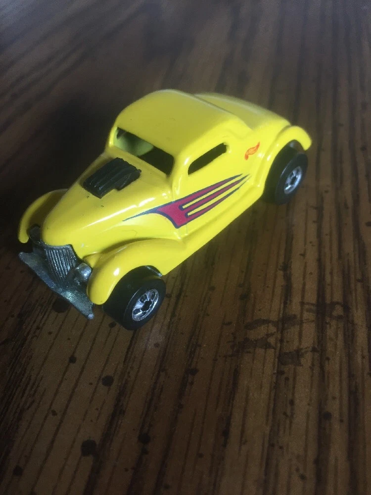 Hot wheels neet streeter 1975 yellow sales