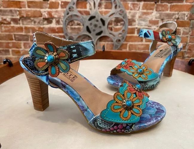 Blue Embroidered Heels Design by Rajasthani Stuff at Pernia's Pop Up Shop  2024