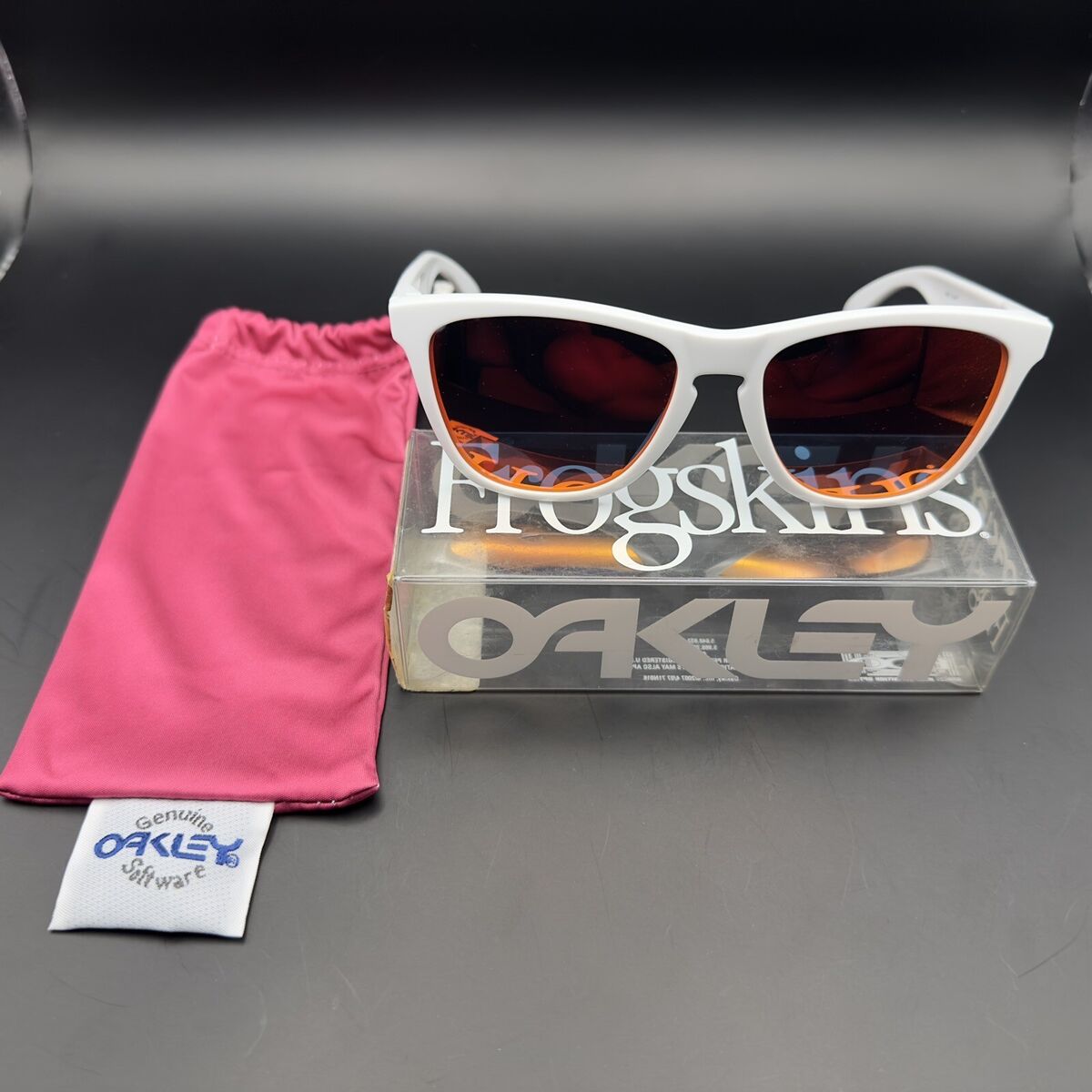 Oakley Frogskin Polished White w/ Ruby Iridium Lenses | eBay Oakley Frogskin Polished White w/ Ruby Iridium Lenses | eBay