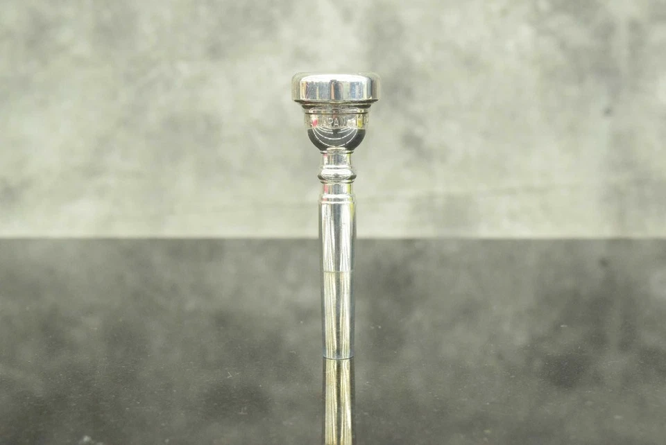 Trompeta Yamaha YTR-4325GS Foto 2 de 4