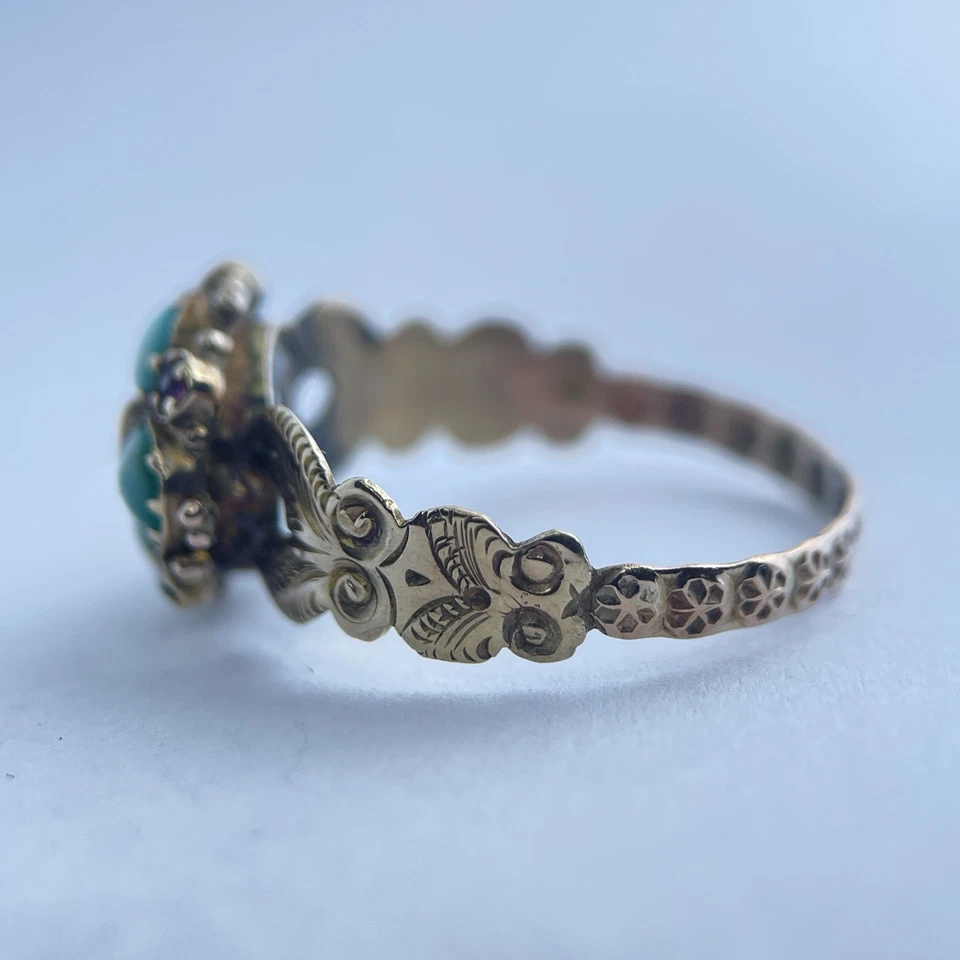Antique 9ct Gold Turquoise & Paste Cluster Mourning Hair Ornate Engraved Ring -N - Image 4 of 4