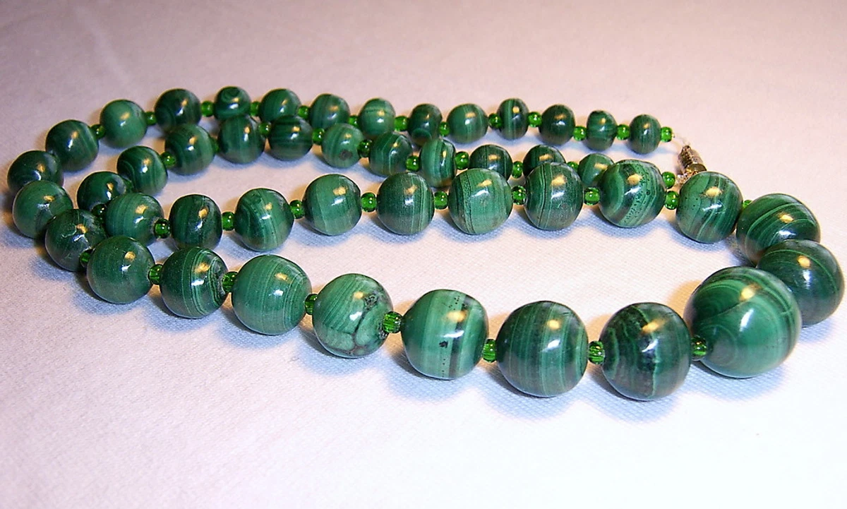 Malachite necklace best sale ebay