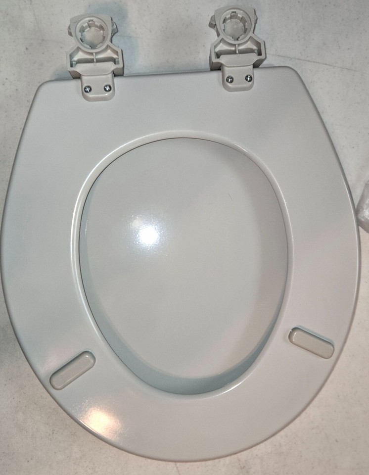 Bemis 500EC 062 Ice Gray Molded Wood Round Toilet Seat Easy Clean