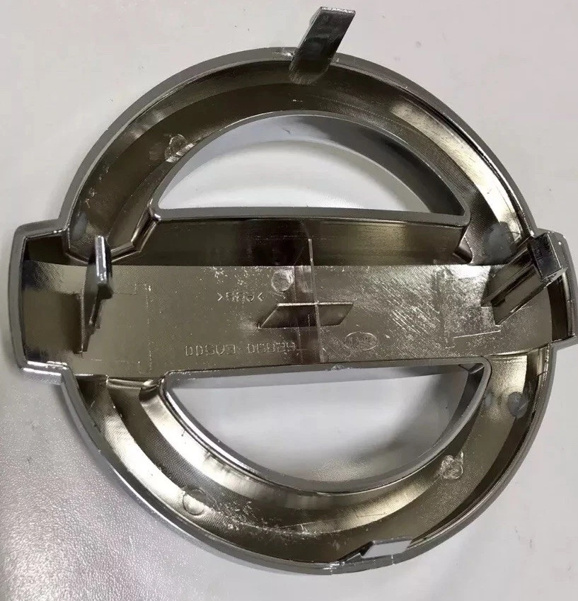 Nissan Parrilla Delantera Emblemas Pathfinder Frontier Xterra Insignia OEM NUEVO Foto 2 de 4