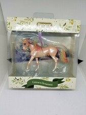 BREYER Unicorn Ornament Majesty 700651 2019 Holiday Series pink glitter