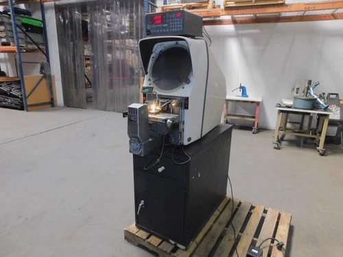 GAGE MASTER SERIES 20 OPTICAL COMPARATOR M6238