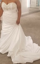 davids bridal wedding dress Plus Size