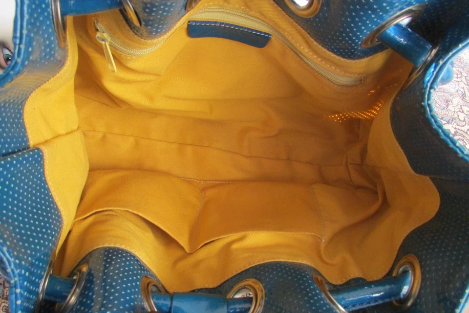 BOLSO DE MANO ROBERTA GANDOLFI CHAROL TURQUESA CHAROL ENCANTO-NUEVO SIN ETIQUETAS Foto 3 de 4