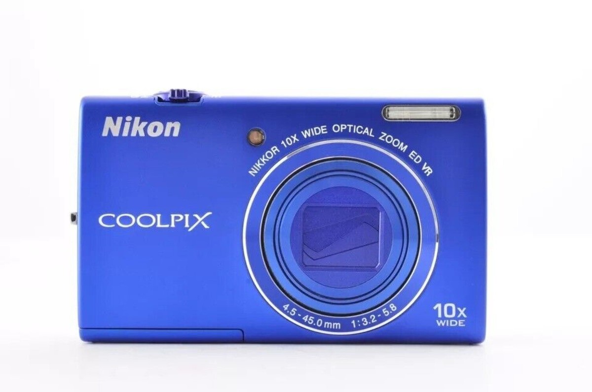 Nikon COOLPIX S6200 16.0MP 10x Optical Zoom CCD Digital Camera