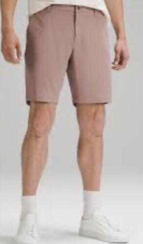 Lululemon Commission Short 9" Classic Fit TWRS Men Size 32 New