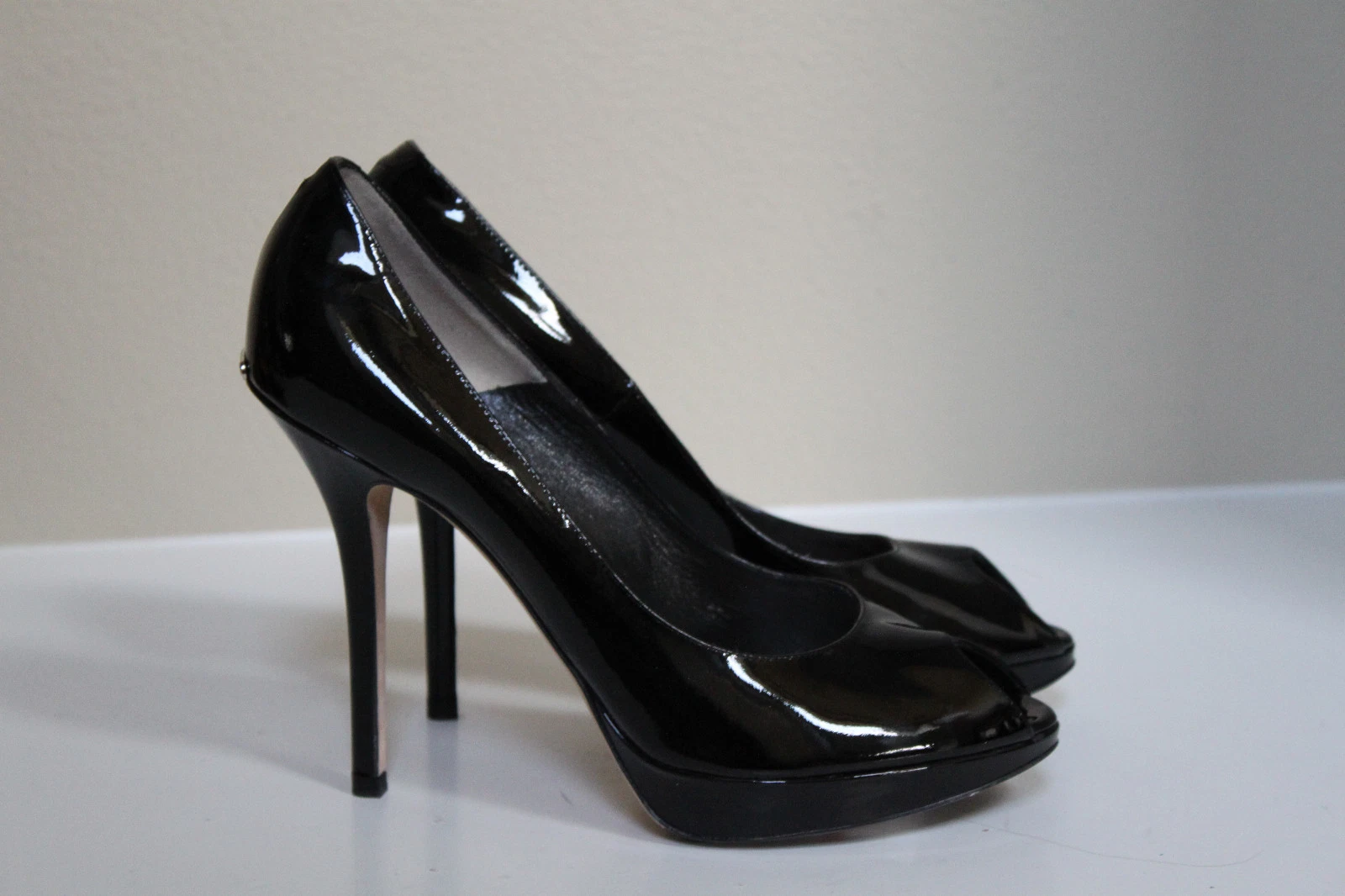 Chaussures pompe à orteil noir taille 9,5/39,5 Christian Dior cuir verni Miss Dior