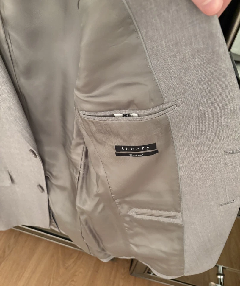 Theory Men's Sport Coat Blazer 38R Light Grey Only Worn a Few Times - Image 3 of 4