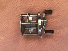 Vintage PFLUEGER rocket model 1355.