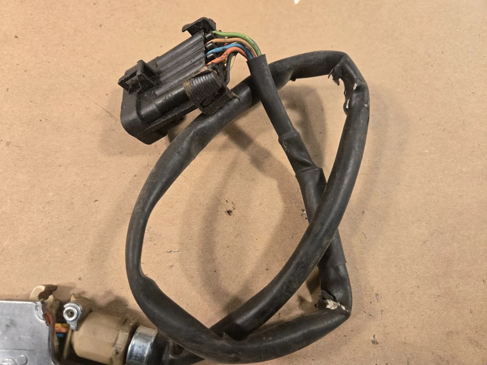 Interruptor de seguridad neutro Jaguar XJ8 XJR Vanden Plas 0501211566 Foto 4 de 4