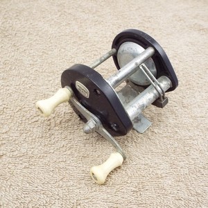 WALKER NO.972 Vintage fishing reel