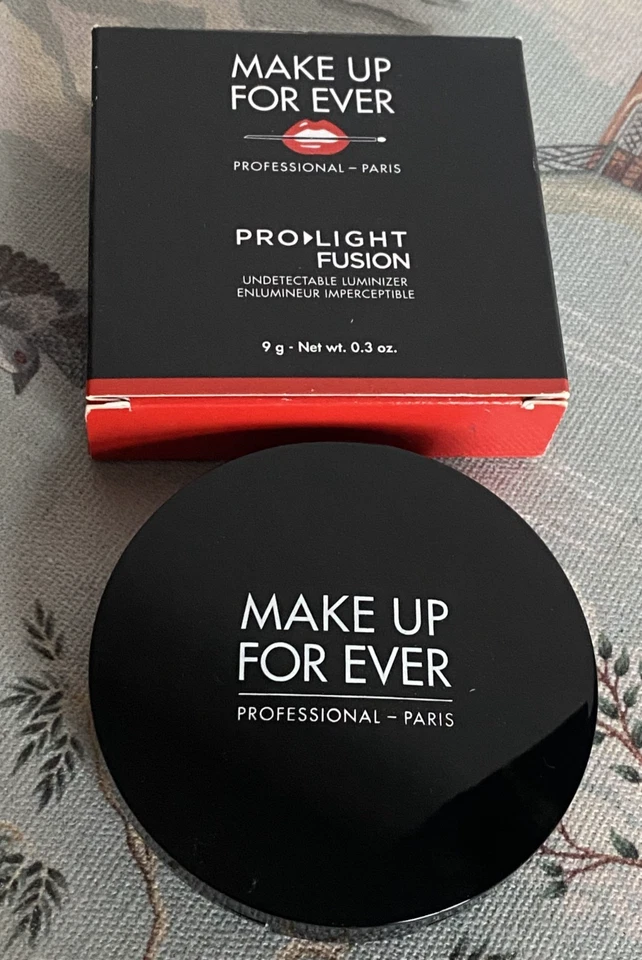 Make Up For Ever Pro Light Fusion Undetectable Luminizer in Shade 1 9g NWB RARE - Image 2 of 4