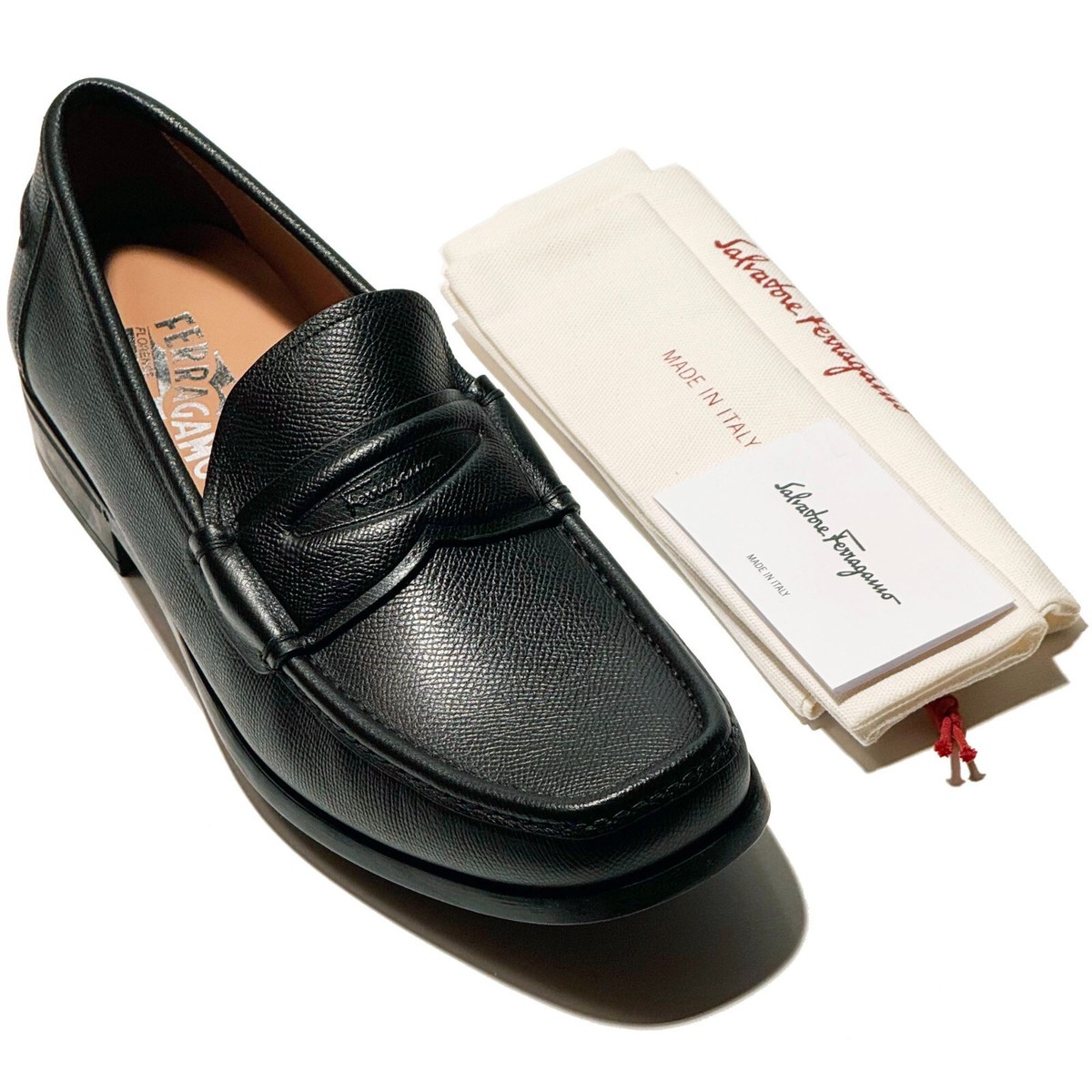 Ferragamo LANZAROTE Penny Black Pebbled Grain Leather Dress  display picture 2
