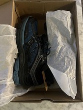 Size 8 - Saucony ProGrid Omni 9 Glowaconstrictor Pack - Black BRAND NEW
