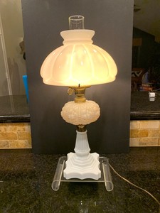 Lampara Antigua Base De Cristal De Leche Vidrio Prensado Globos Calabaza Electrico Precioso Ebay