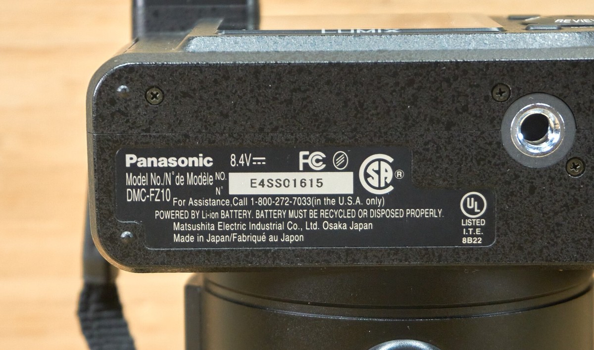Panasonic LUMIX FZ10 動作確認済み Panasonic Lumix DMC-FZ10 4MP Digital Camera, 12x Optical