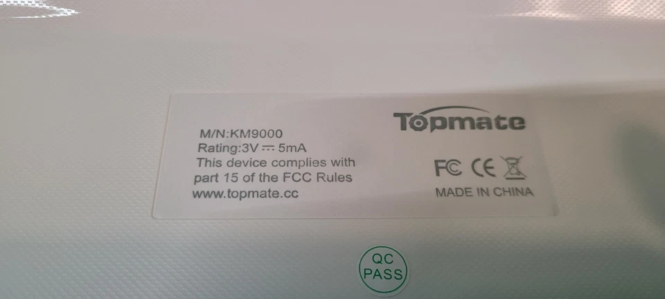 Topmate KM9000 Ultra Slim Wireless Keyboard and Mouse Combo White Silent Compact - Image 4 of 4