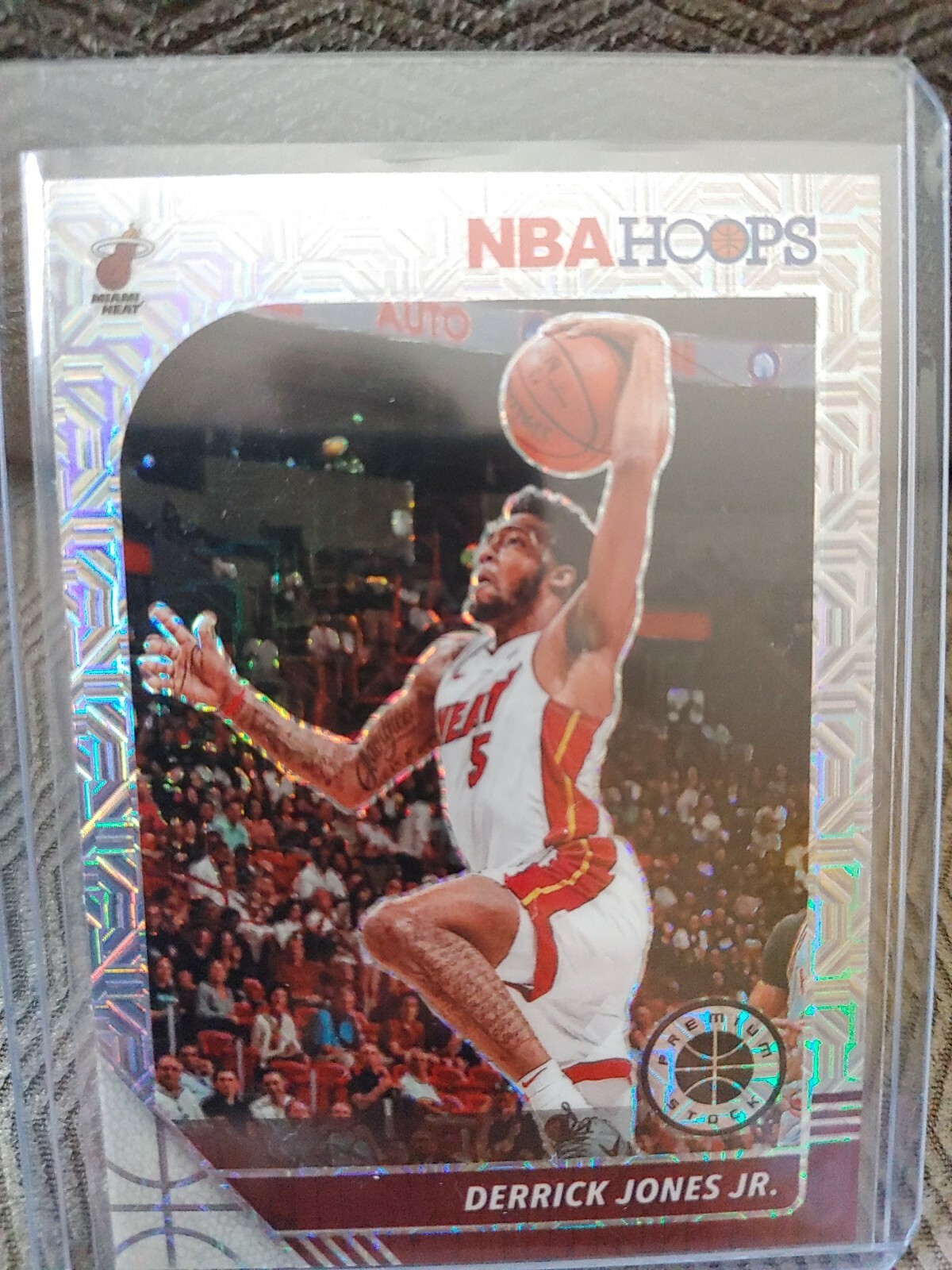 Picture 1 of 2